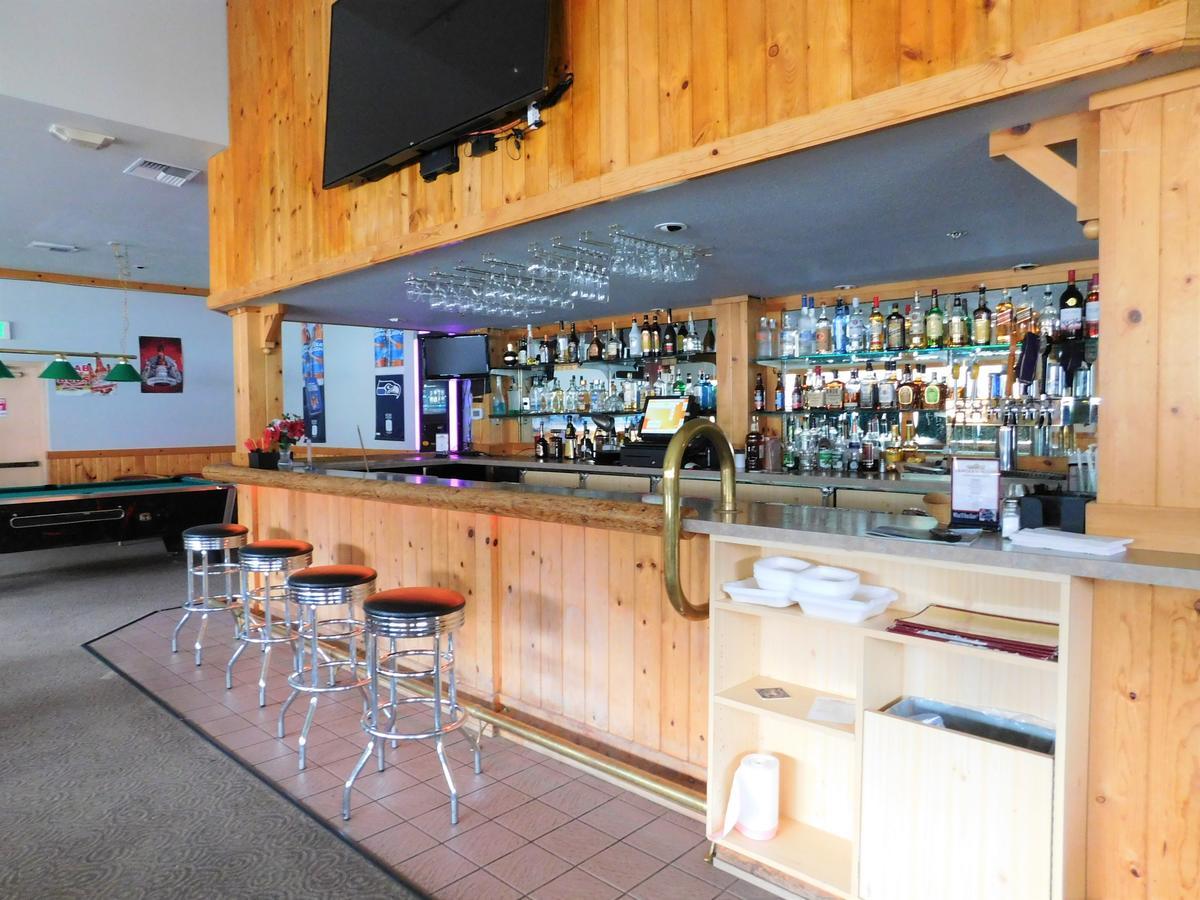 The Summit Inn Snoqualmie Pass Exterior photo